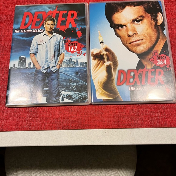 DEXTER SERIES SEASON TWO, THREE & FOUR 📀 DVDS - Picture 11 of 16